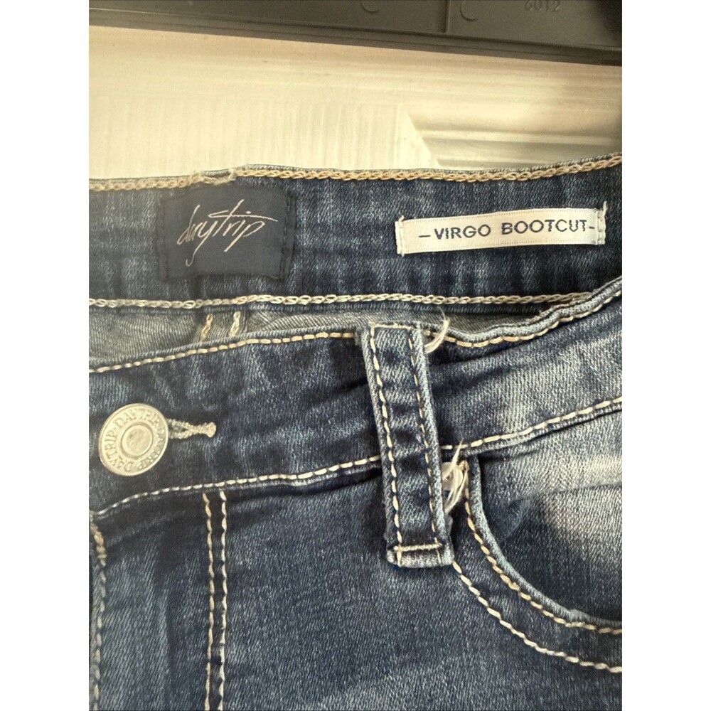 Virgo bootcut daytrip jeans bootcut size 28 L - Picture 3 of 8